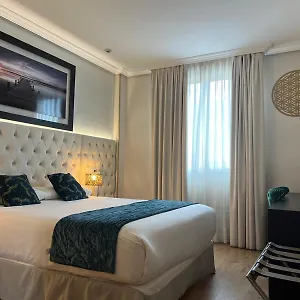 Hotel Feria De Madryt